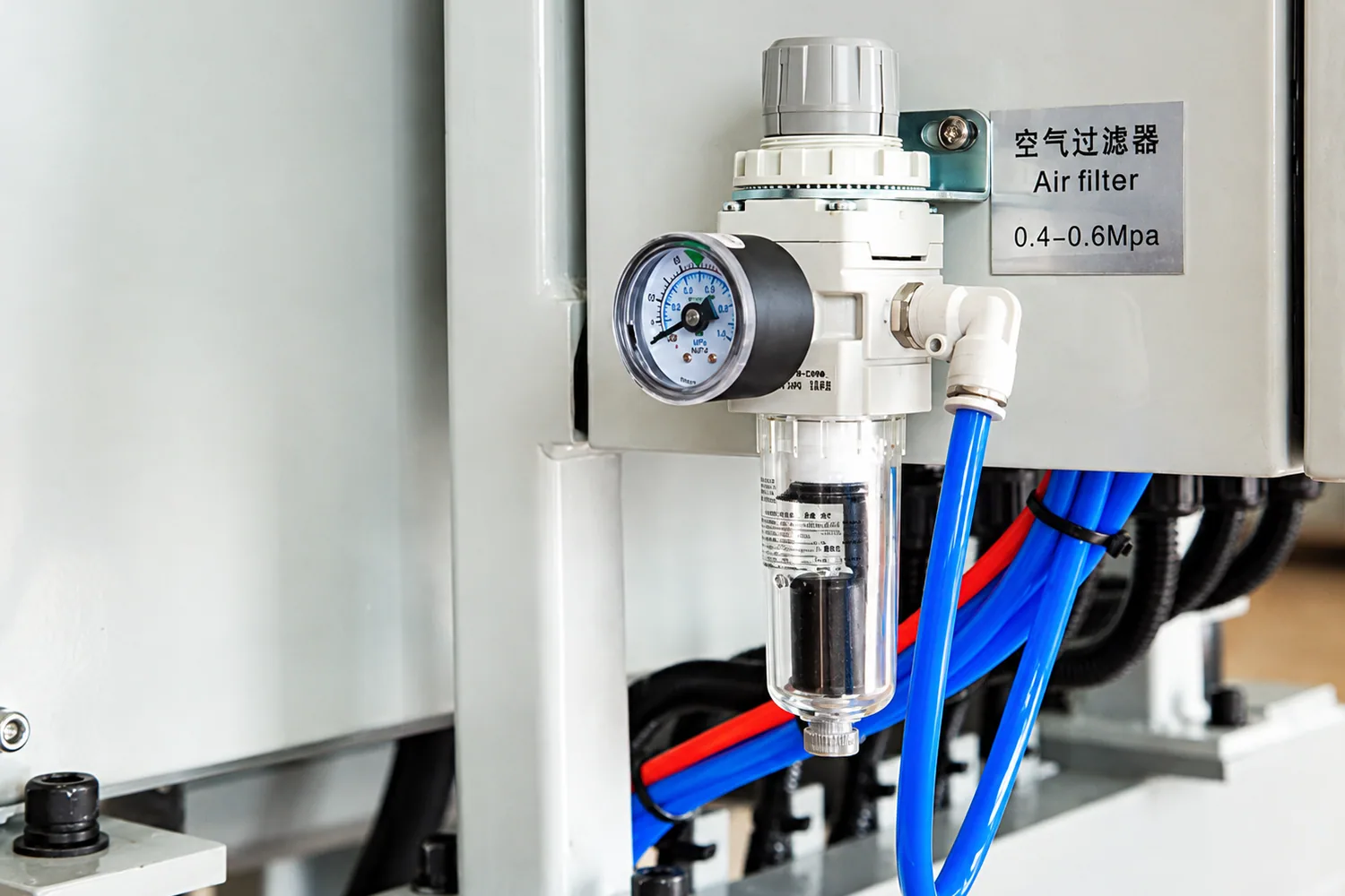 VC series air filter and pressure regulator assembly